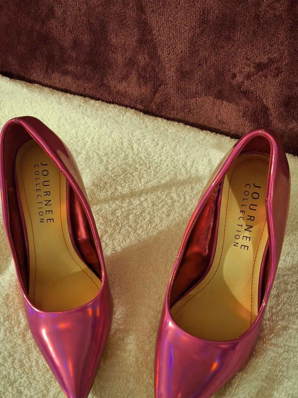 Journee Collection Women's Metallic Pink Pointed-Toe Pumps
